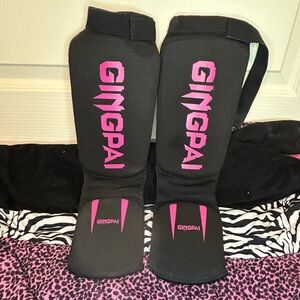 Gina’s women’s MMA shin and feet guards